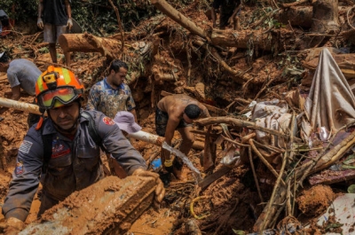 Sobe para 49 o número de mortos no litoral norte de São Paulo