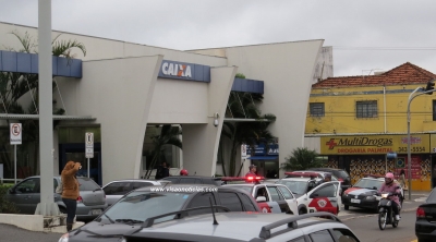 Criminosos levam malote com R$ 60 mil de lotérica. PM alerta para ataques de "saidinha de banco"