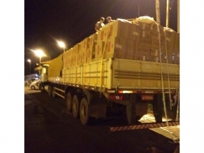 Polícia apreende cigarros contrabandeados em rodovia na região