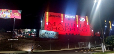 Coral Amigos do Rei e Academia Jazz Bell iluminam o Natal do Marília Shopping