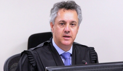 Desembargador mantém decisão que impediu soltura de Lula