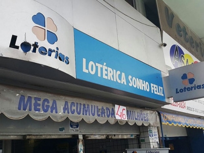 Apostador retira prêmio da Mega mesmo com greve