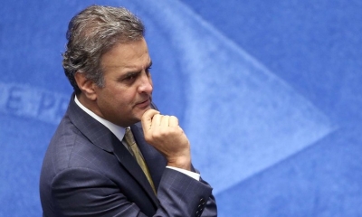 Aécio é denunciado por corrupção passiva e obstrução da Justiça