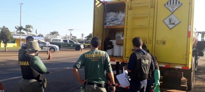 ANTT fiscaliza o transporte de produtos perigosos na região e aplica multas