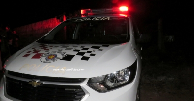 Homem é preso andando armado em bairro nobre de Marília