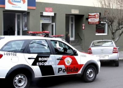 Dentista é rendida e trancada em banheiro de consultório