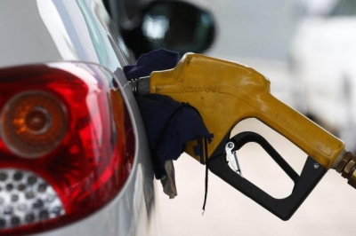 Governo aumenta tributos sobre combustíveis e corta gastos