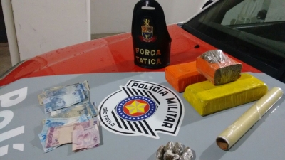 Tráfico: luz de celular "entrega" menor