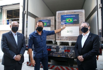 Governo de SP entrega mais 1 milhão de doses da CoronaVac nesta quarta