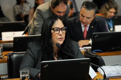 Senado aprova permitir saque do FGTS a quem pedir demissão
