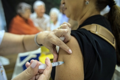 Acabam estoques de vacina contra gripe em Marília