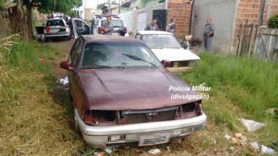 Polícia militar apreende veículo com peças furtadas