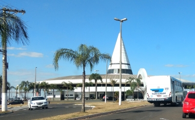 Idosos têm direito a assento gratuito nos ônibus rodoviários no Estado