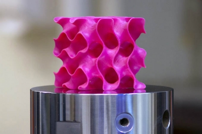 Criado material 10 vezes mais resistente que o aço