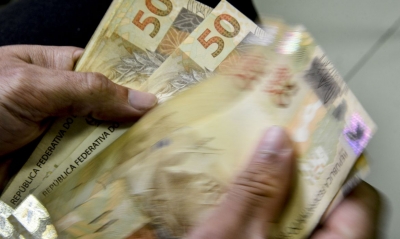 Salário mínimo de R$ 1.412 já está em vigor
