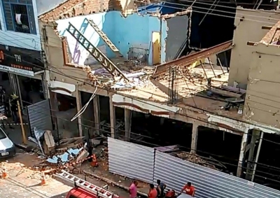 Parede de antigo cinema desaba e mata mulher em Bauru