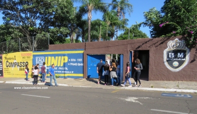 Começa período de transferência de alunos da rede estadual