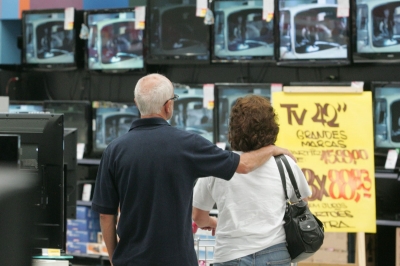 Intenção de consumo atinge 75,6 pontos em dezembro