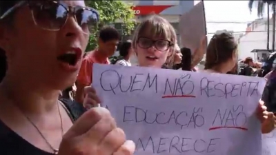 Alckmin decreta reorganização de escolas na terça