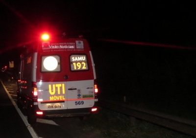 Homem "nasce de novo" ao pular de passarela