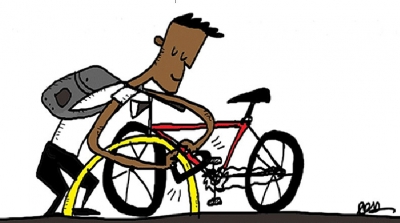 Ladrão deixa só o pneu da bicicleta furtada. Mas, é perseguido e preso