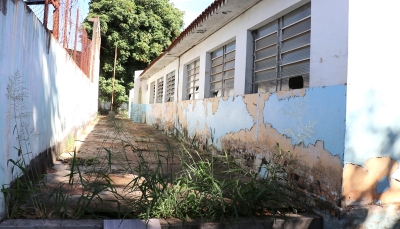 Prefeitura vai reformar antigo prédio de Emef, abandonado desde 2011, para implantar novo berçário 