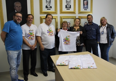 Diretoria da Calcular e Porter visitam a oncologia pediátrica da Santa Casa