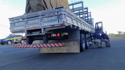 PRF realiza fiscalização para evitar acidentes provocados por falta de freios