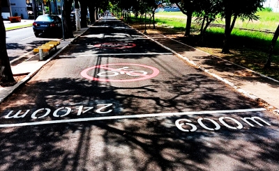 Emdurb reforça sinalização para evitar acidentes na pista de cooper da avenida das Esmeraldas