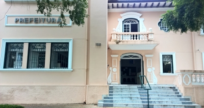 Prefeitura de Garça garante que não tem como pagar reajuste à professores