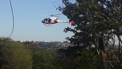 Polícia Militar busca criminosos na zona leste