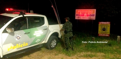 Homens são surpreendidos pescando na Cascata. Dano em área de preservação rende multa de R$ 13 mil