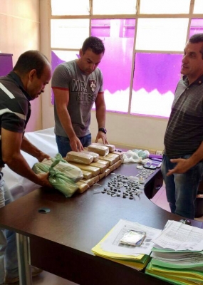 Polícia faz grande apreensão de drogas