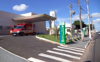 Paciente ataca enfermeiro com canivete na UPA norte em Marília