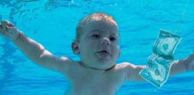 ‘Bebê do Nirvana’, atualmente com 30 anos processa banda por pornografia infantil