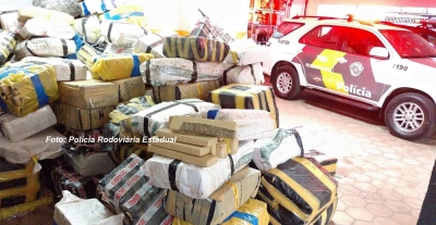 Polícia Rodoviária apreende quase 7 toneladas de maconha na SP-294