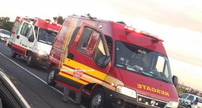 Acidente com Van escolar mobiliza equipes de emergência