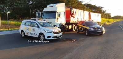 Apreendidos R$ 1,5 milhão em contrabando de cigarros, na região