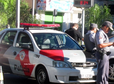 Alckmin anuncia bônus para 54 mil policiais