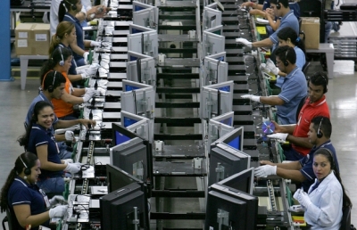 Produção industrial cai 0,8% em agosto