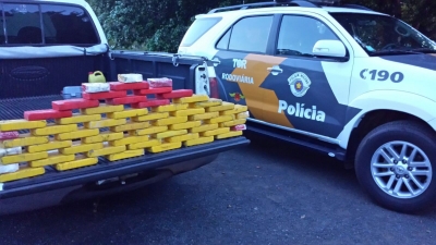 Agente penitenciário é baleado em tentativa de assalto à ônibus. TOR apreende drogas