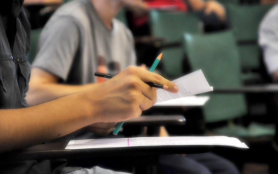 Estudantes que não fizeram Enade precisam justificar ausência