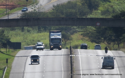 Farol baixo: 70% dos motoristas obedecem lei