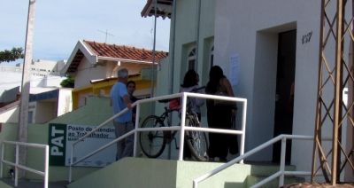 Empresa abre 40 vagas para ajudante geral em Marília