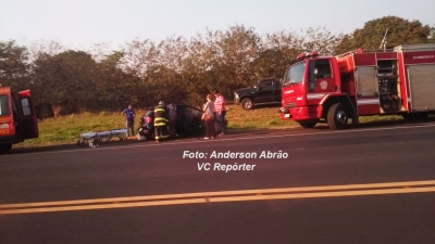 Novo acidente na SP-294 fere 3 pessoas