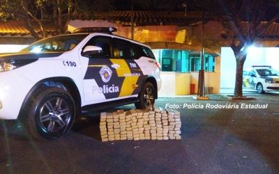 Polícia Rodoviária apreende veículo com mais de 80 kg de maconha