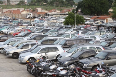 Detran faz leilão online de veículos em Marília