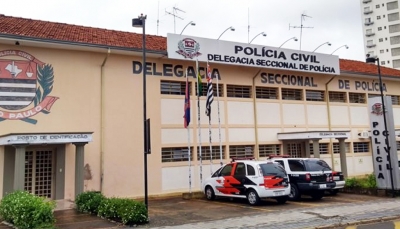 Homem mata esposa com 13 facadas e depois tenta suicídio, na região