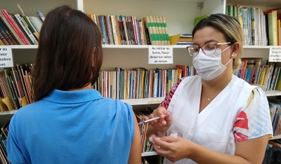 Marília agenda 4ª etapa de vacinação de alunos da rede municipal