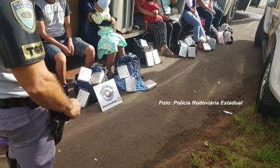 Família de bolivianos é presa com mais de 50 quilos de cocaína em ônibus
